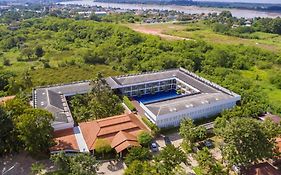 Vana Wellness Resort Nongkhai
